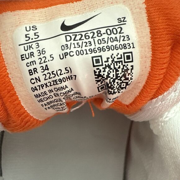 Nike Air Max Women's Size 5.5 Men's 4 Safety Orange/Grey/White DZ2628-002 New - Picture 9 of 10